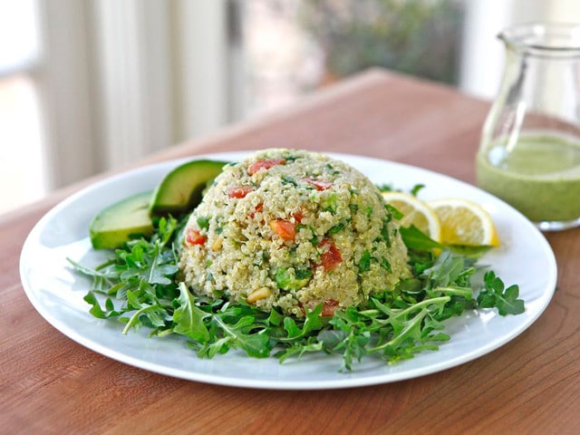 Quinoa Avocado Tabbouleh on TheShiksa.com #healthy #recipe #glutenfree